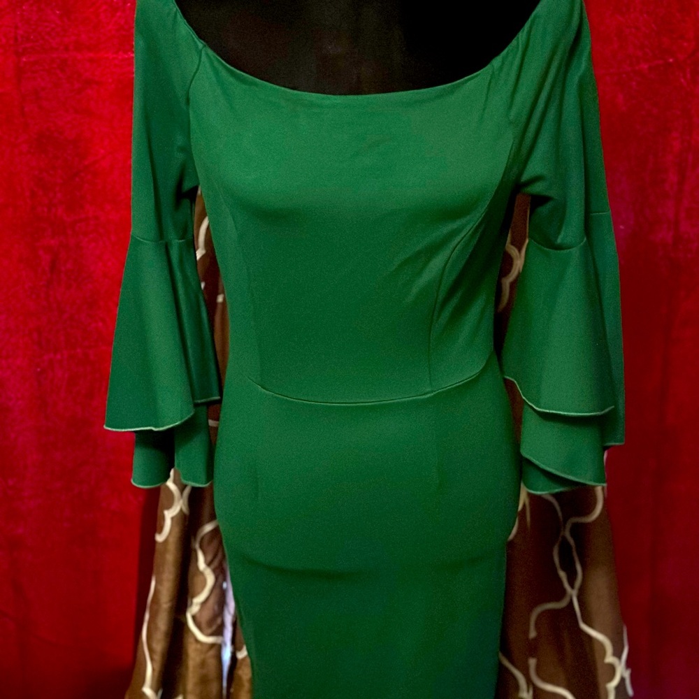 Green Sheath Dress with tulip sleeves